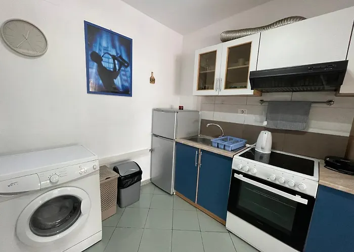 Apartment Downtown Boulevard Enchanting Apartment! Tirana