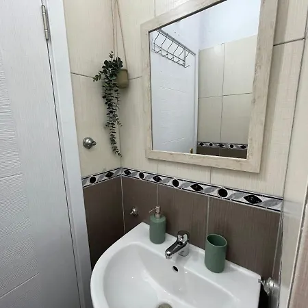 Downtown Boulevard Enchanting Apartment! *