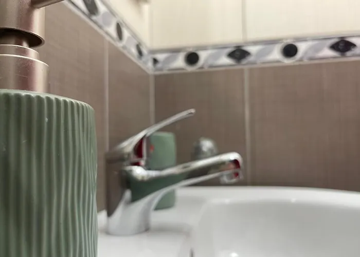 Downtown Boulevard Enchanting Apartment!