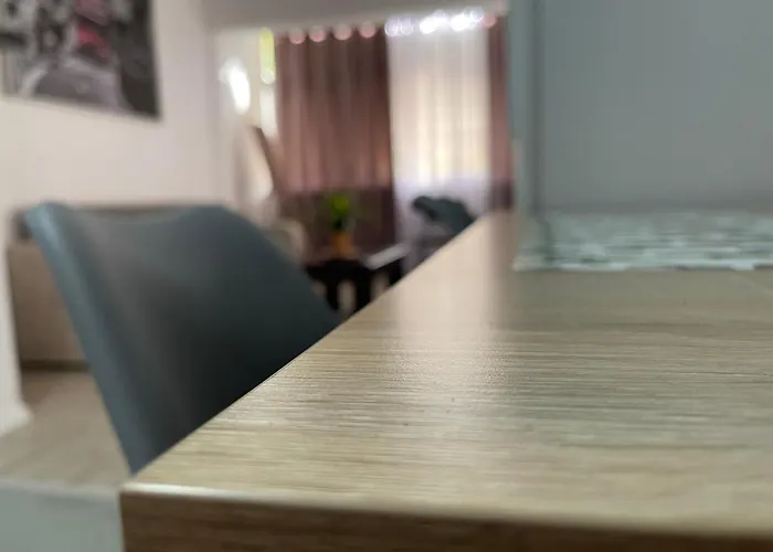 Downtown Boulevard Enchanting Apartment! Appartement Tirana